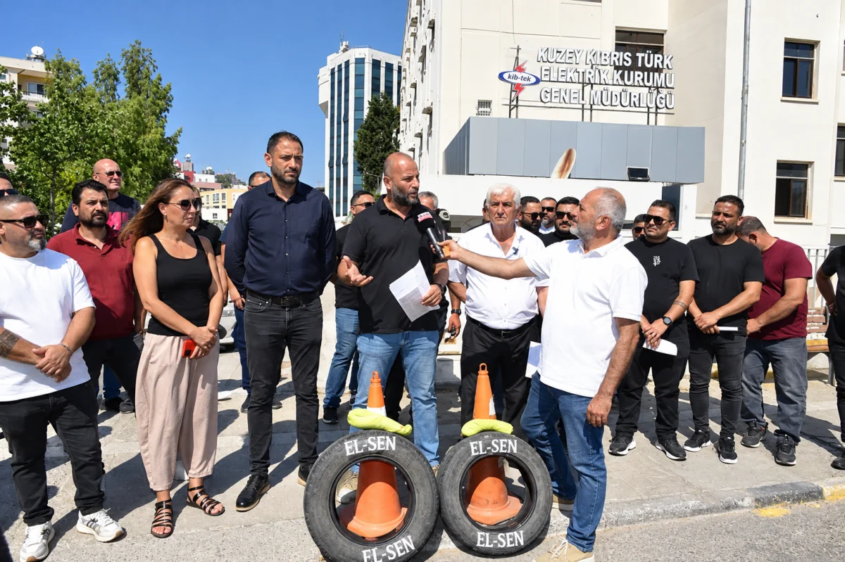 EL-SEN'in KIB-TEK'teki eylemi bugün de devam edecek.