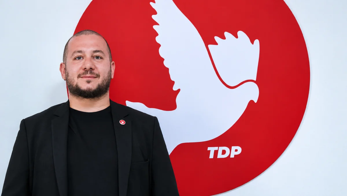 Ekinci: “Sizin koltuk hesabınız, bizim memleket sevdamıza yenilecek”