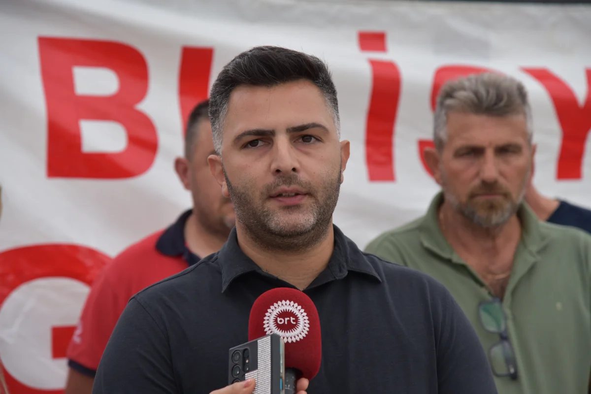 Petrol-İş’in K-PET’teki süresiz grevi üçüncü gününde… Bakanlık bugün taraflarla görüşecek